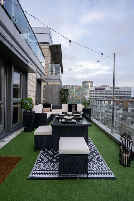 Penthouse Noir - Wyndale Living - Central Bham 2Br Birmingham Exterior foto